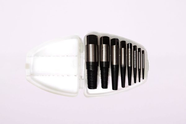 ست خارج کننده پیچ (Screw Extractor Set)